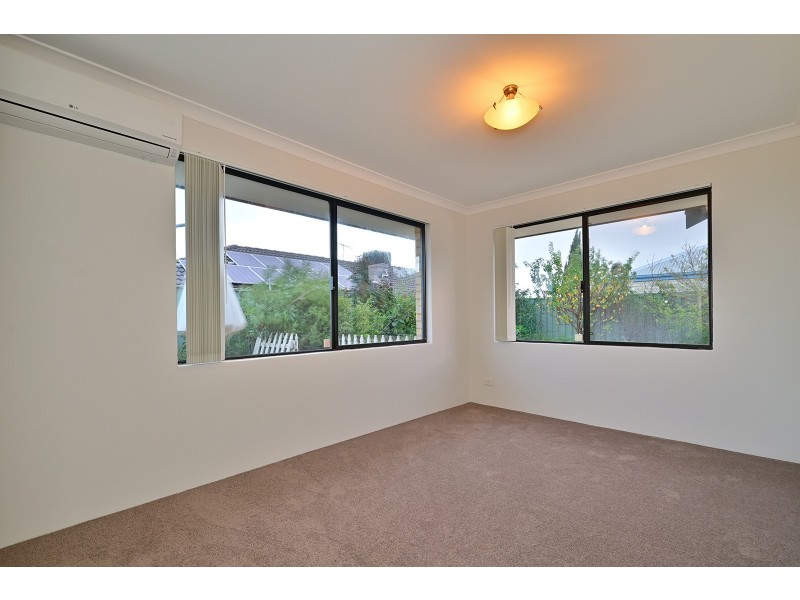 22 Olympus Loop, Merriwa WA 6030