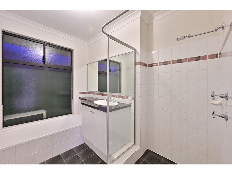 22 Olympus Loop, Merriwa WA 6030