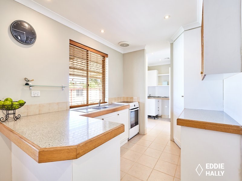 8 Bryah Court, Yangebup WA 6164