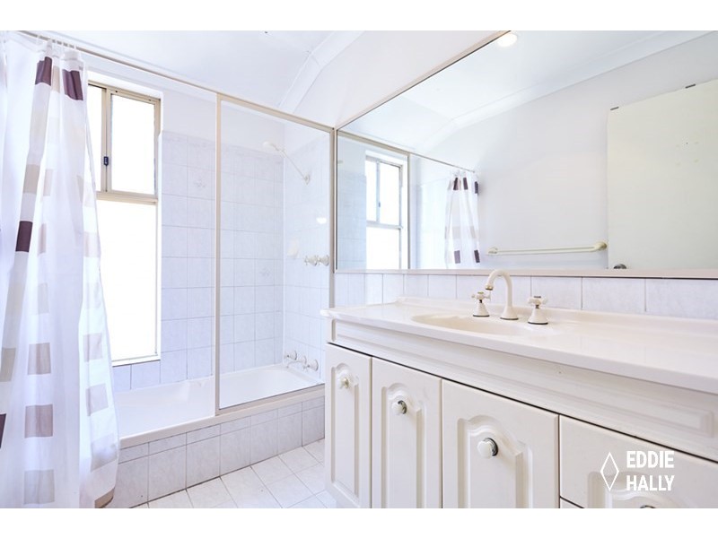 8 Bryah Court, Yangebup WA 6164