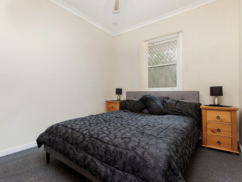 20 Medina Avenue, Medina WA 6167