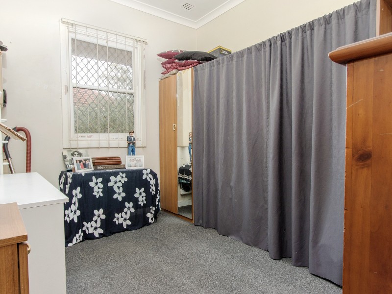 20 Medina Avenue, Medina WA 6167