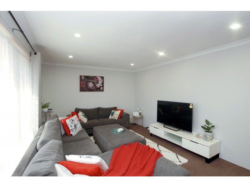 41 Mammoth Court, Ballajura WA 6066