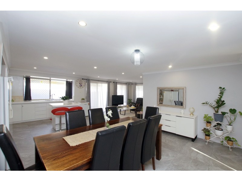 41 Mammoth Court, Ballajura WA 6066
