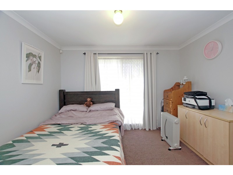 41 Mammoth Court, Ballajura WA 6066