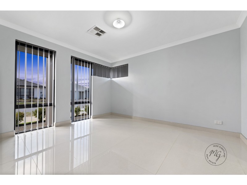 62 Echidna Street, Banksia Grove WA 6031