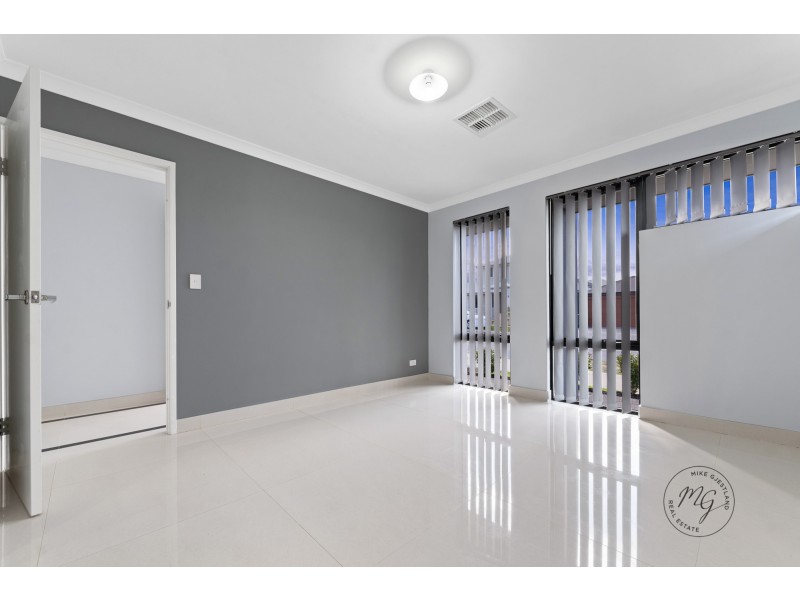 62 Echidna Street, Banksia Grove WA 6031