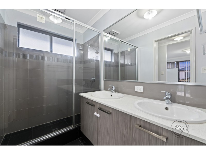 62 Echidna Street, Banksia Grove WA 6031