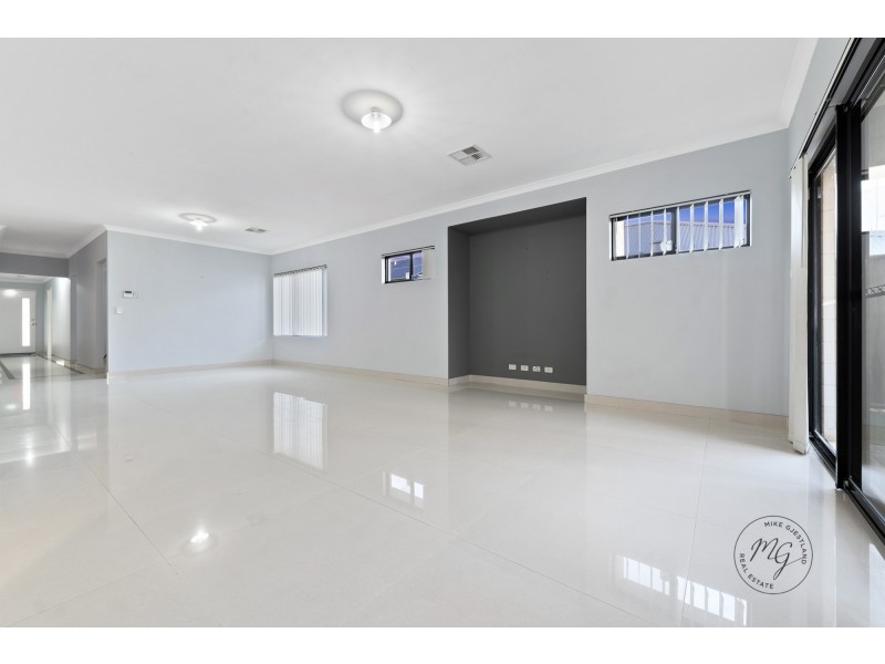 62 Echidna Street, Banksia Grove WA 6031
