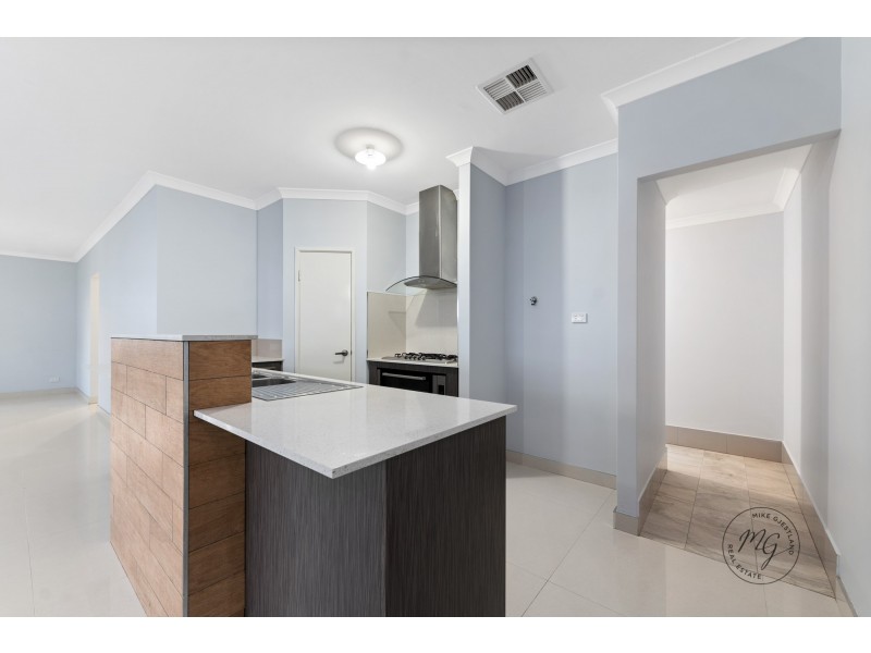 62 Echidna Street, Banksia Grove WA 6031