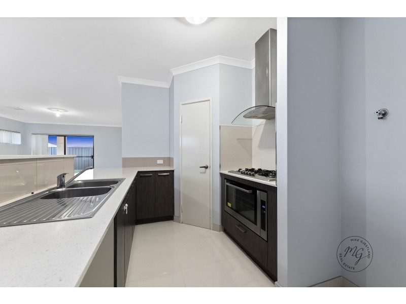 62 Echidna Street, Banksia Grove WA 6031