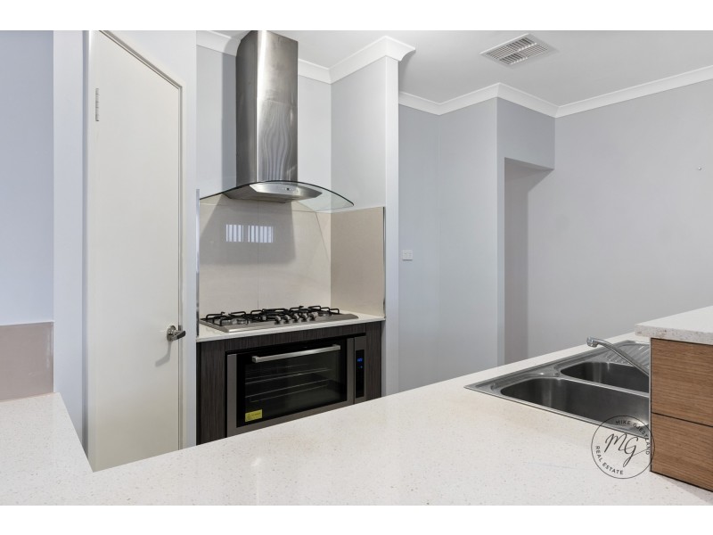 62 Echidna Street, Banksia Grove WA 6031