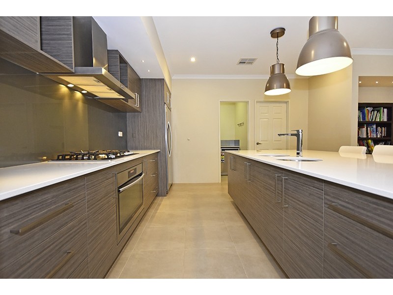 44 Portmarnock Drive, The Vines WA 6069