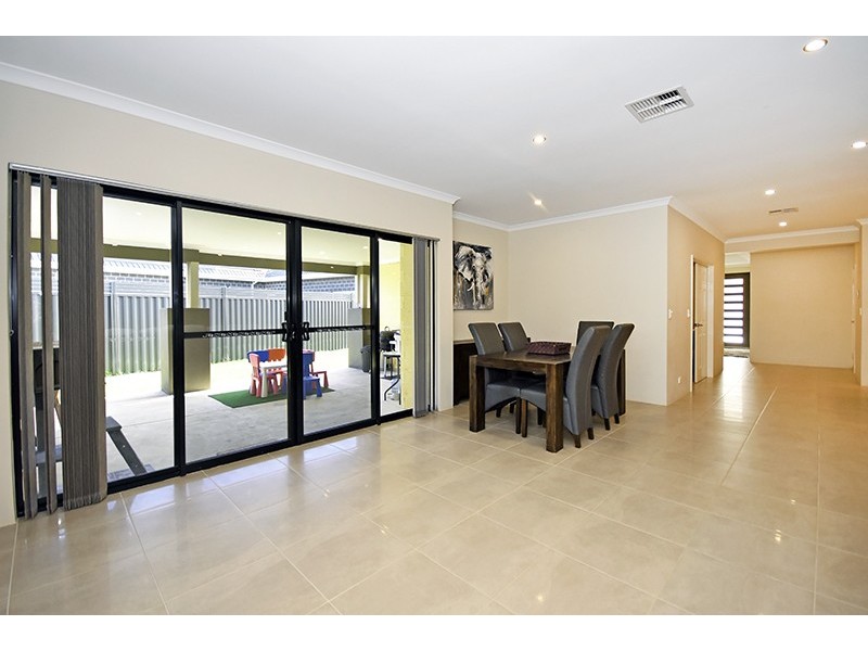 44 Portmarnock Drive, The Vines WA 6069