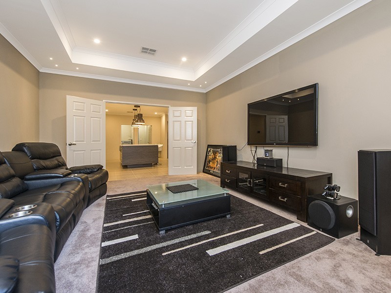 44 Portmarnock Drive, The Vines WA 6069