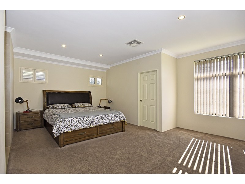 44 Portmarnock Drive, The Vines WA 6069