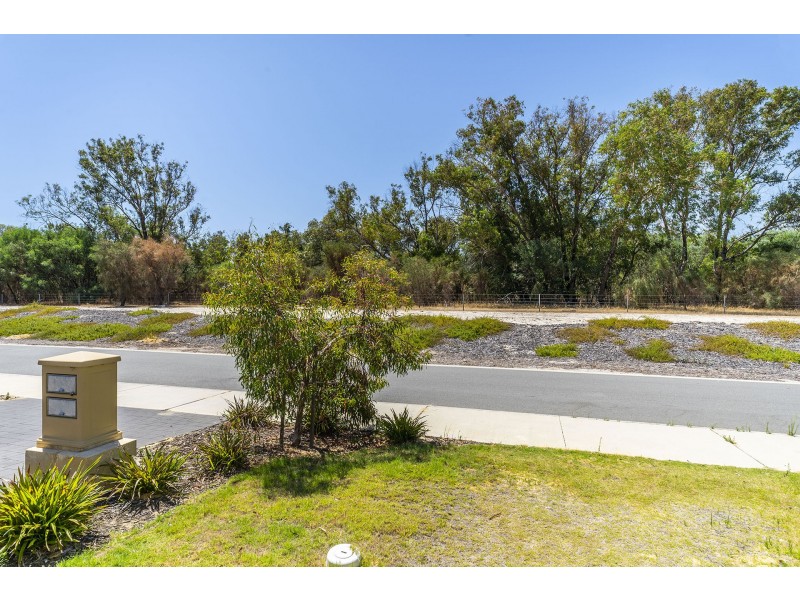 32 Janselling Avenue, Ellenbrook WA 6069