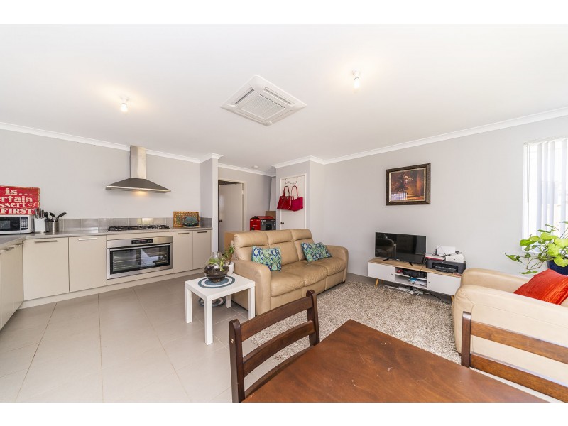 32 Janselling Avenue, Ellenbrook WA 6069