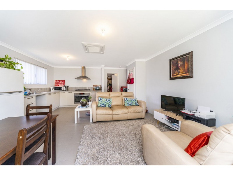 32 Janselling Avenue, Ellenbrook WA 6069