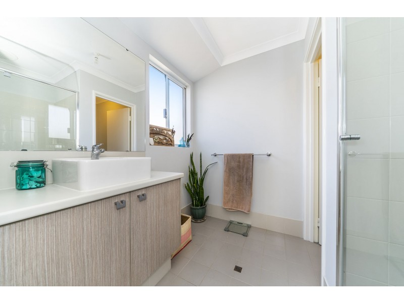 32 Janselling Avenue, Ellenbrook WA 6069