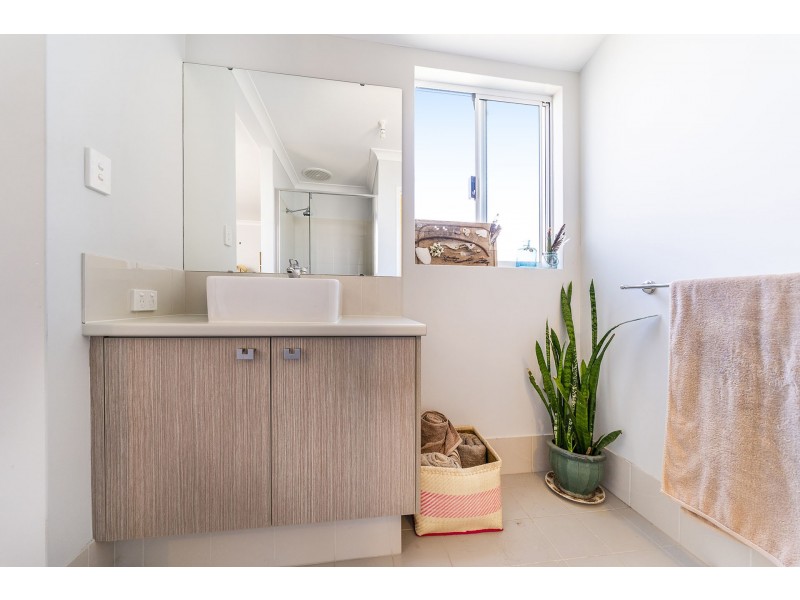 32 Janselling Avenue, Ellenbrook WA 6069