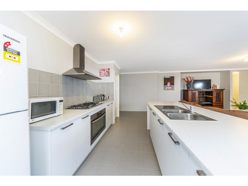 32 Janselling Avenue, Ellenbrook WA 6069