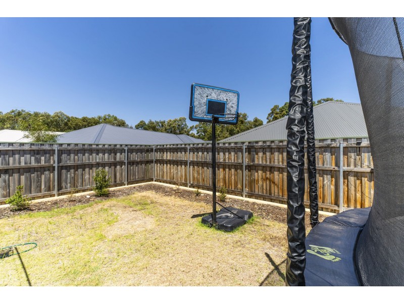 32 Janselling Avenue, Ellenbrook WA 6069