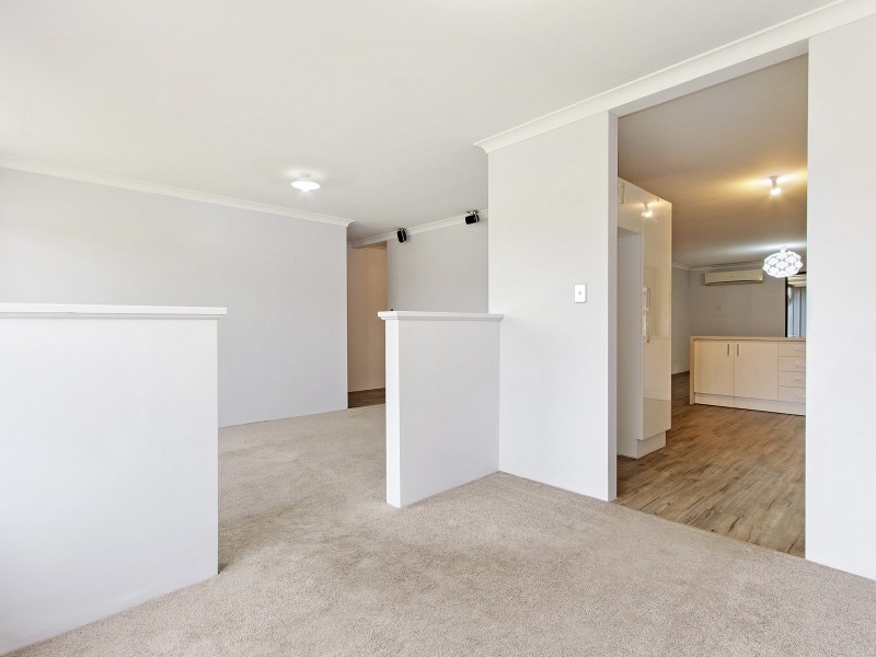 21 Daintree Loop, Bertram WA 6167
