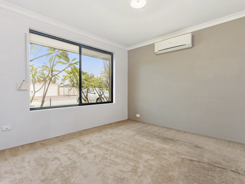 21 Daintree Loop, Bertram WA 6167