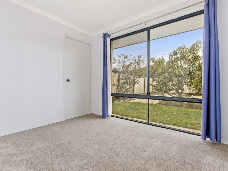 21 Daintree Loop, Bertram WA 6167