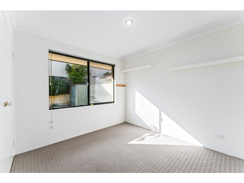 109 Manchester Drive, Hocking WA 6065