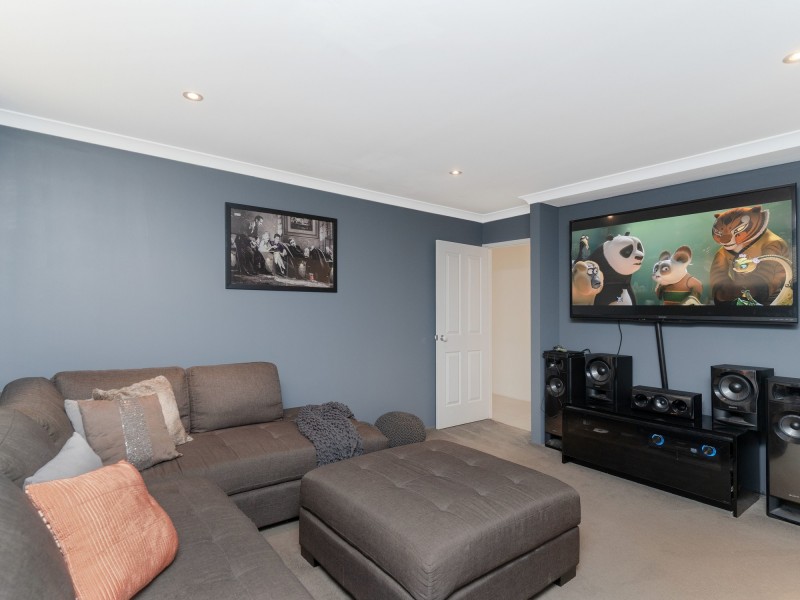 5 Watersun Gardens, Jindalee WA 6036