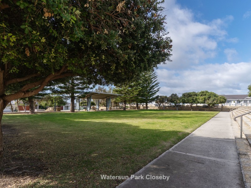 5 Watersun Gardens, Jindalee WA 6036