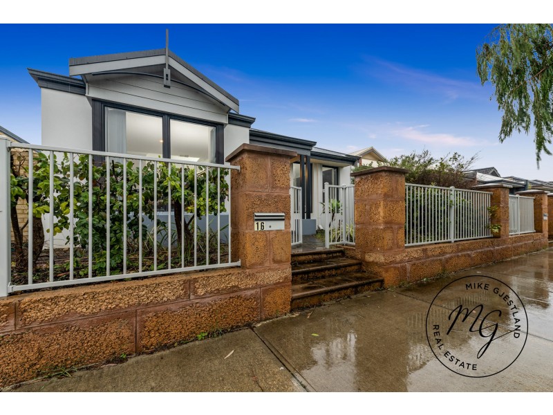 16 Protea Way, Banksia Grove WA 6031