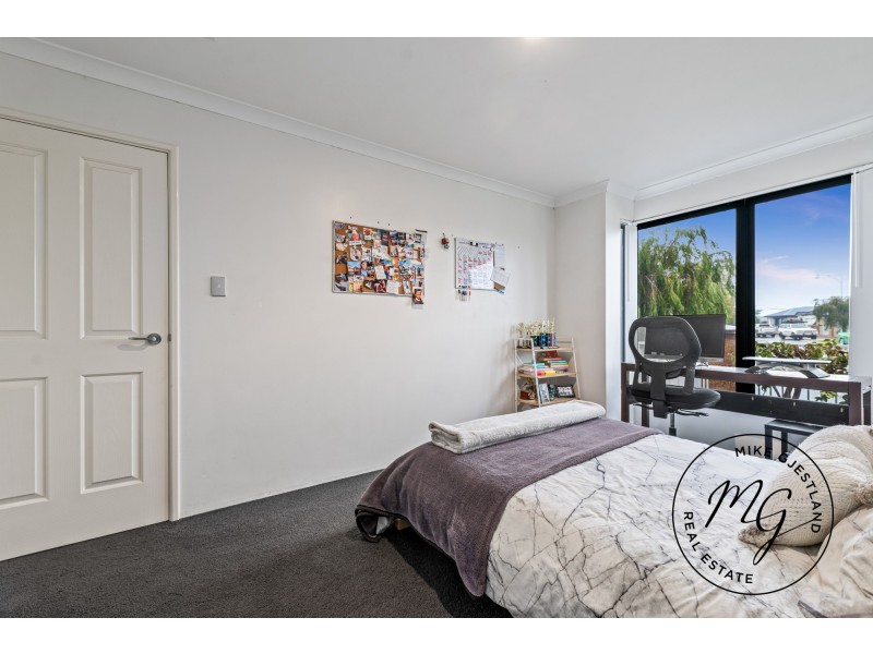 16 Protea Way, Banksia Grove WA 6031