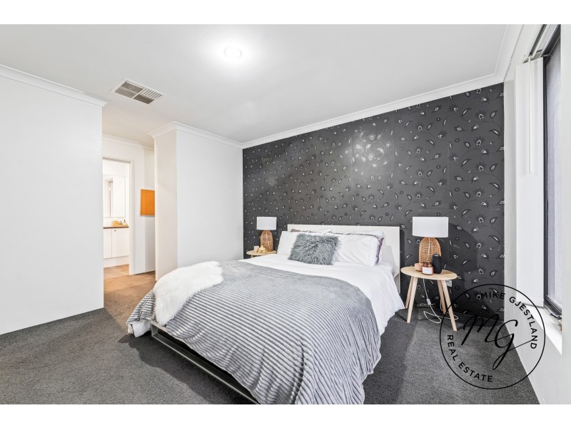 16 Protea Way, Banksia Grove WA 6031