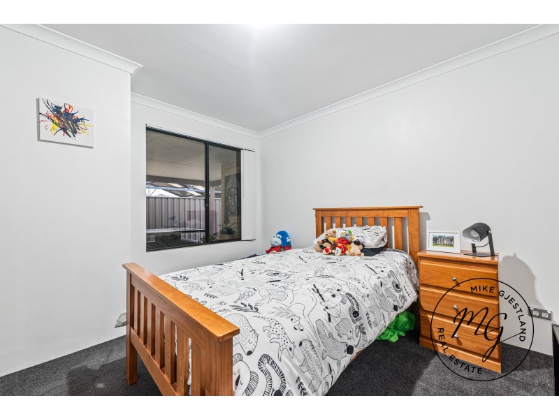 16 Protea Way, Banksia Grove WA 6031