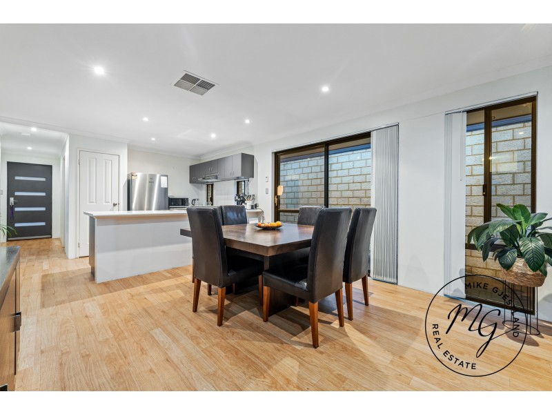 16 Protea Way, Banksia Grove WA 6031