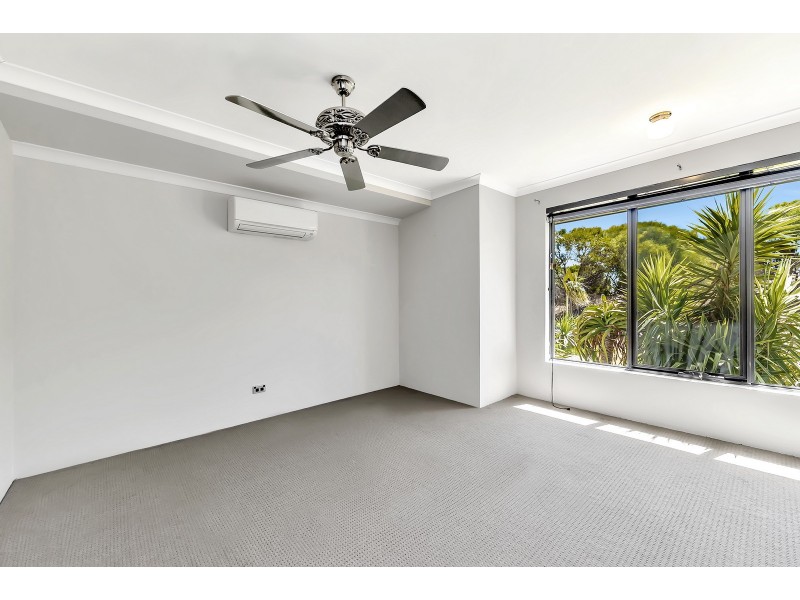 28 Gantheaume Parade, Secret Harbour WA 6173