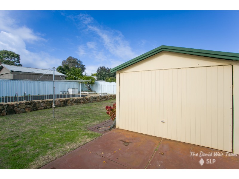 574 Beach Road, Hamersley WA 6022