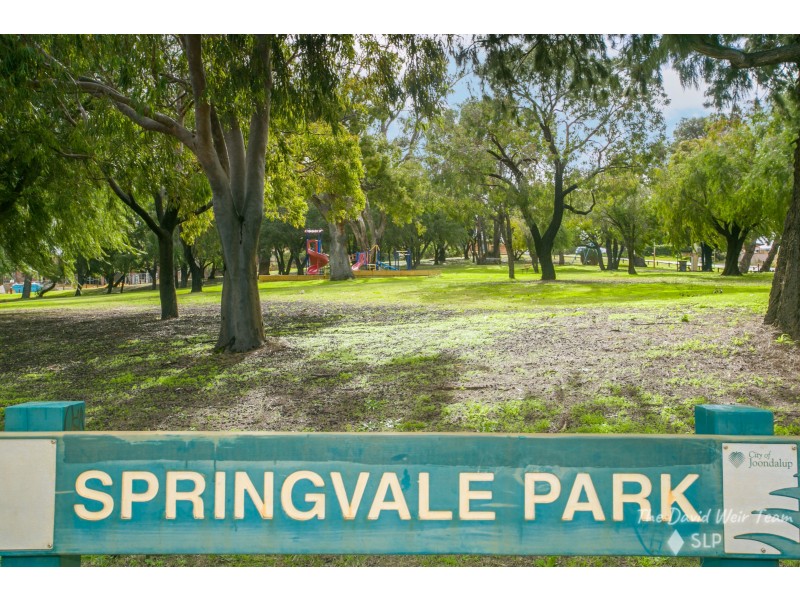 574 Beach Road, Hamersley WA 6022