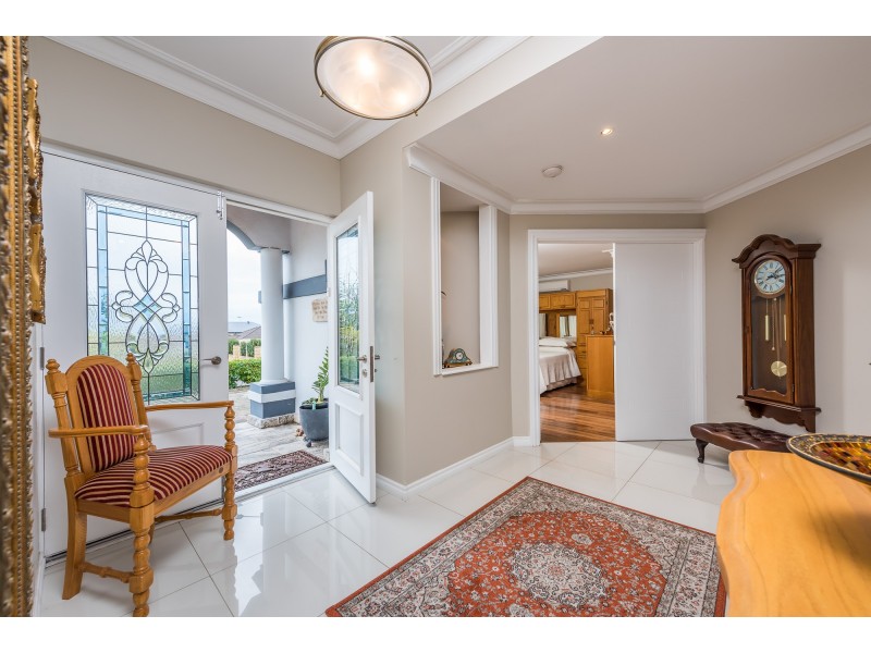 18 Connaught Way, Currambine WA 6028
