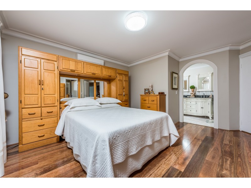 18 Connaught Way, Currambine WA 6028