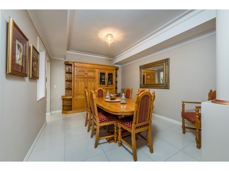 18 Connaught Way, Currambine WA 6028