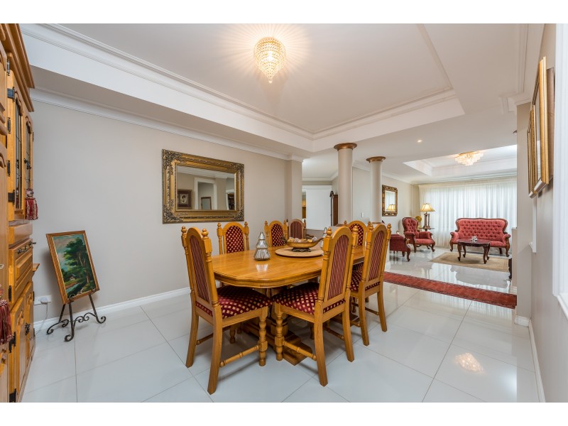 18 Connaught Way, Currambine WA 6028