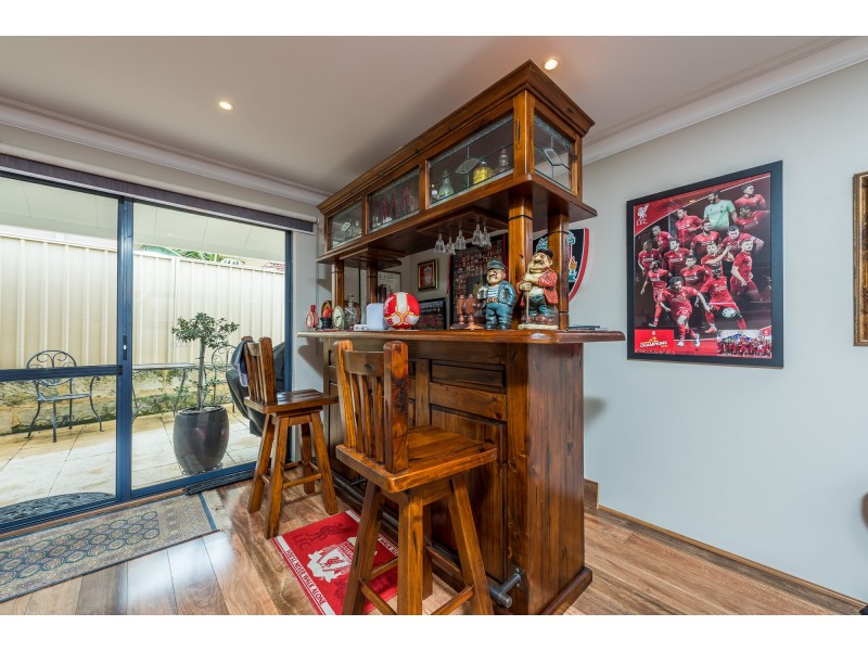 18 Connaught Way, Currambine WA 6028