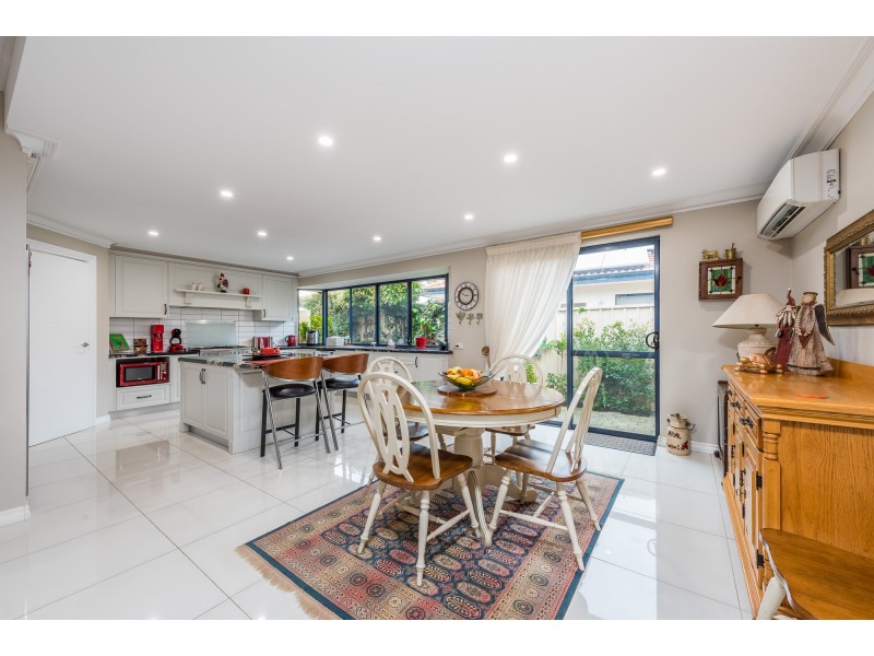 18 Connaught Way, Currambine WA 6028