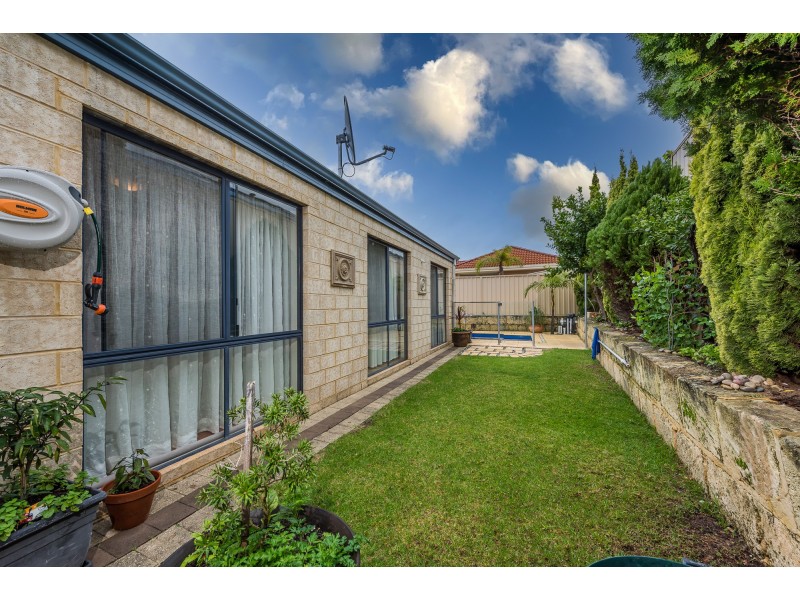 18 Connaught Way, Currambine WA 6028