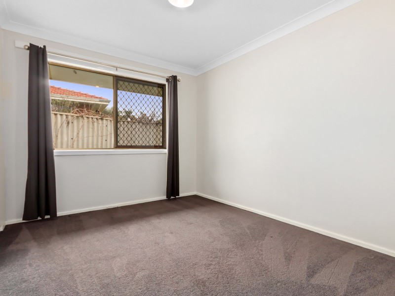 81 Chisham Avenue, Parmelia WA 6167