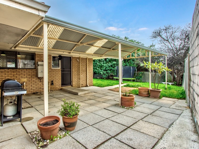 81 Chisham Avenue, Parmelia WA 6167